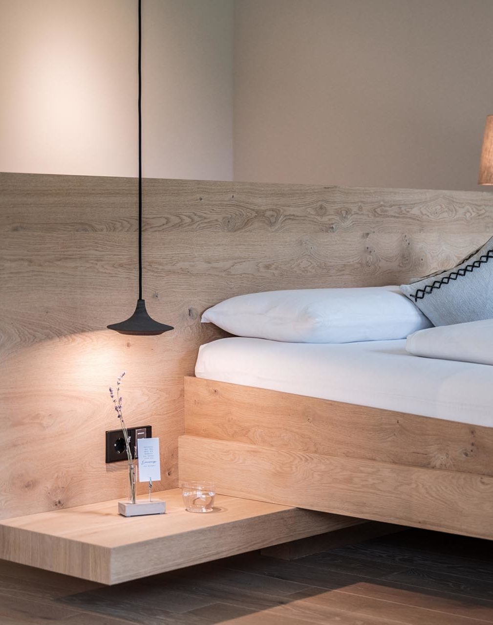 zelloon zelloon 102 zelloon boutique hotel nussbaumerphotography web aspect ratio 1009 1278